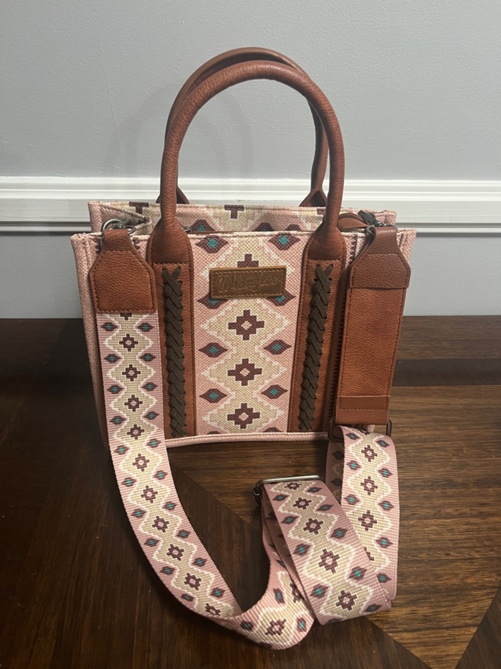 Wrangler Pink Aztec purse with Brown Trim and Turquoise Accents purse bag new